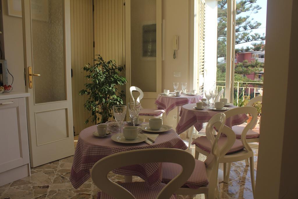 سورينتو B&B Il Giglio Bianco المظهر الخارجي الصورة